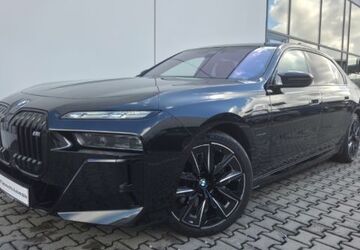 BMW M760 66.726 km 95.949 &euro; Kaiserslautern 67663