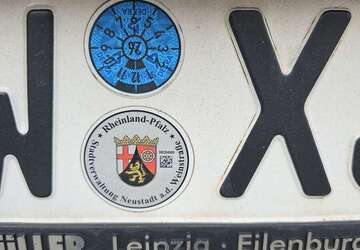 Peugeot 307 200.000 km 2.300 &euro; Neustadt an der Wein straße 67433