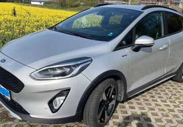 Ford Fiesta 98.000 km 10.900 &euro; Grumbach 67745