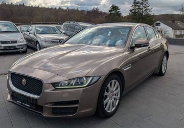 Jaguar XE 189.950 km 7.999 &euro; Eisenberg 67304