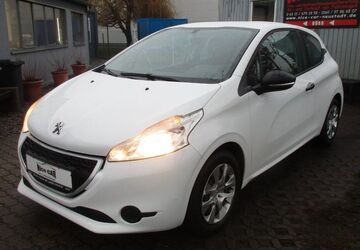 Peugeot 208 113.000 km 3.899 &euro; Neustadt an der Weinstrasse 67433