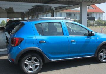 Dacia Sandero 14.000 km 11.990 &euro; Bad Dürkheim 67098