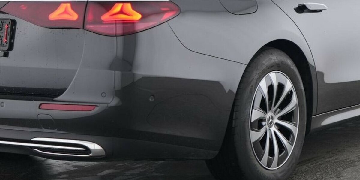 Mercedes-Benz E 220 T d Avantgarde*AHK* 8.139 km 49.800 &euro; Kaiserslautern 67657