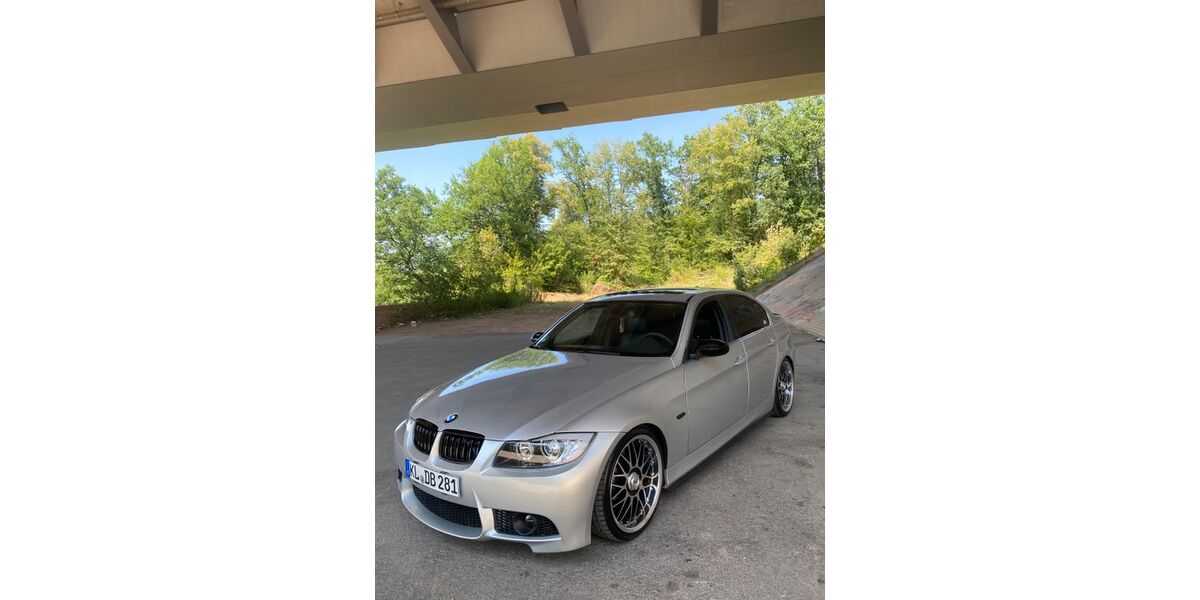 BMW 330 215.000 km 8.500 &euro; Kaiserslautern 67663