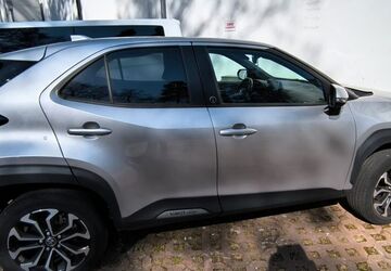 Toyota Yaris Cross 19.000 km 24.600 &euro; Weilerbach 67685