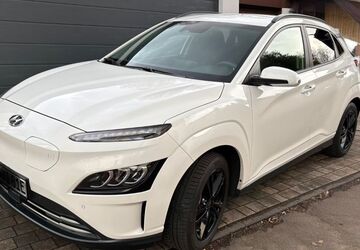 Hyundai KONA Elektro 18.000 km 25.500 &euro; Hochspeyer 67691