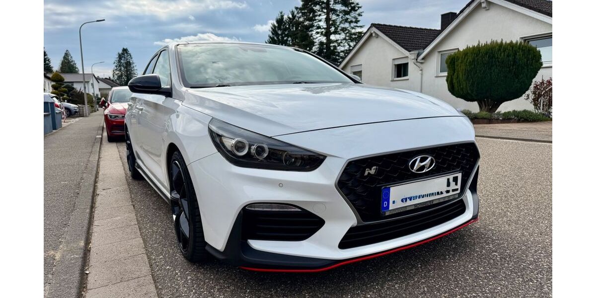 Hyundai i30 73.500 km 23.500 &euro; Pirmasens 66953