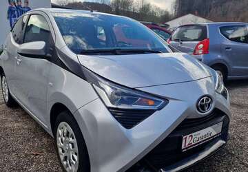 Toyota Aygo 30.000 km 13.990 &euro; Thaleischweiler-Fröschen 66987