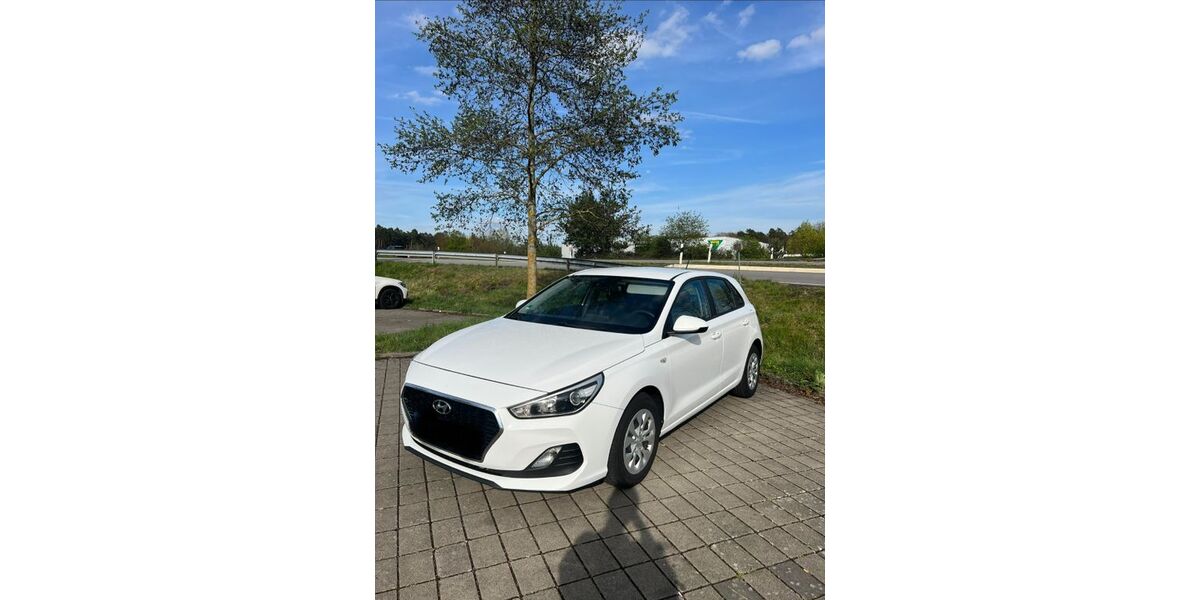 Hyundai i30 87.000 km 11.000 &euro; Kaiserslautern 67659