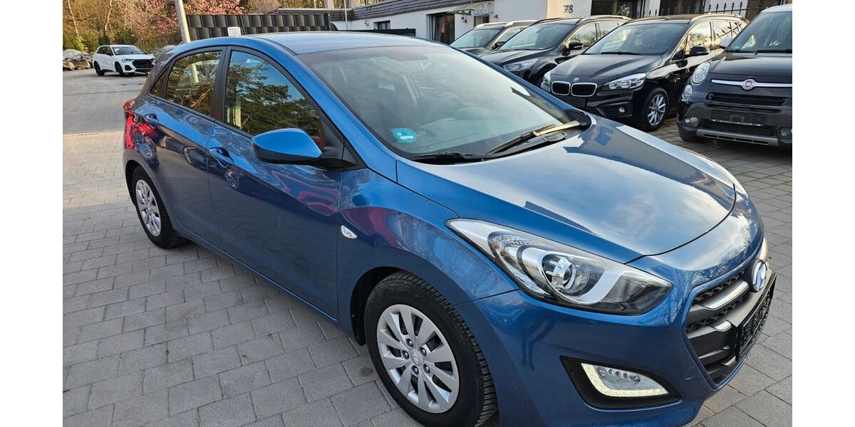 Hyundai i30 107.122 km 7.950 &euro; Lachen-Speyerdorf 67435