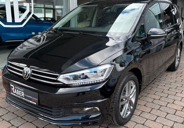 VW Touran 9.359 km 32.890 &euro; Neustadt 67433