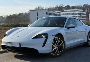 Porsche Taycan 26.800 km 72.690 &euro; Kaiserslautern 67657