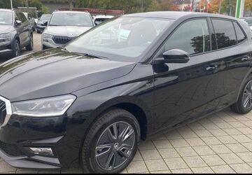 Skoda Fabia 2.999 km 25.280 &euro; Kaiserslautern 67657