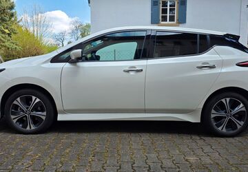 Nissan Leaf 29.500 km 18.900 &euro; Meisenheim 55590