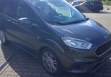 Ford Tourneo Courier 92.316 km 10.990 &euro; Landstuhl 66849