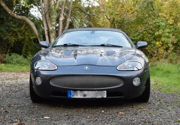 Jaguar XKR 208.000 km 22.999 &euro; Battenberg 67271