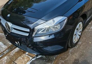 Mercedes-Benz A 180 236.000 km 5.999 &euro; Wallhalben 66917