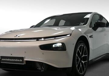 XPeng P7 9.900 km 45.899 &euro; Kaiserslautern 67655