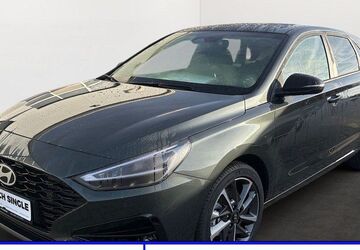 Hyundai i30 8.194 km 26.190 &euro; Neustadt 67433