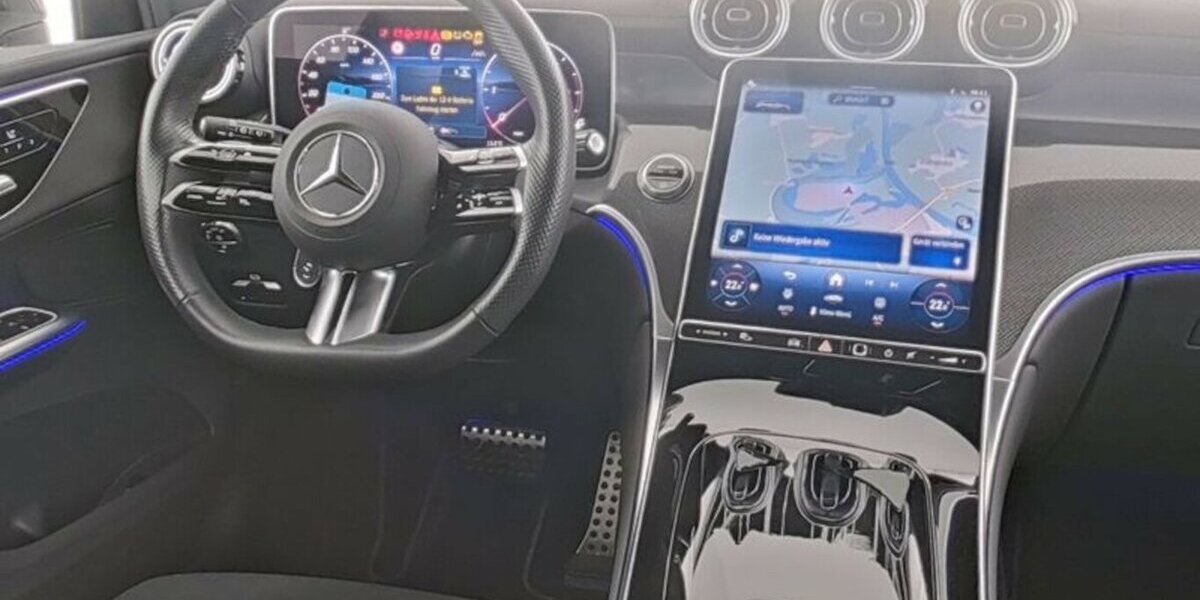 Mercedes-Benz GLC 220 d 4M AMG Line Advanced Plus*AHK* 12.231 km 55.700 &euro; Kaiserslautern 67657