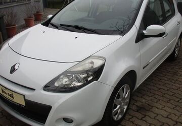 Renault Clio 163.400 km 4.699 &euro; Neustadt an der Weinstrasse 67433