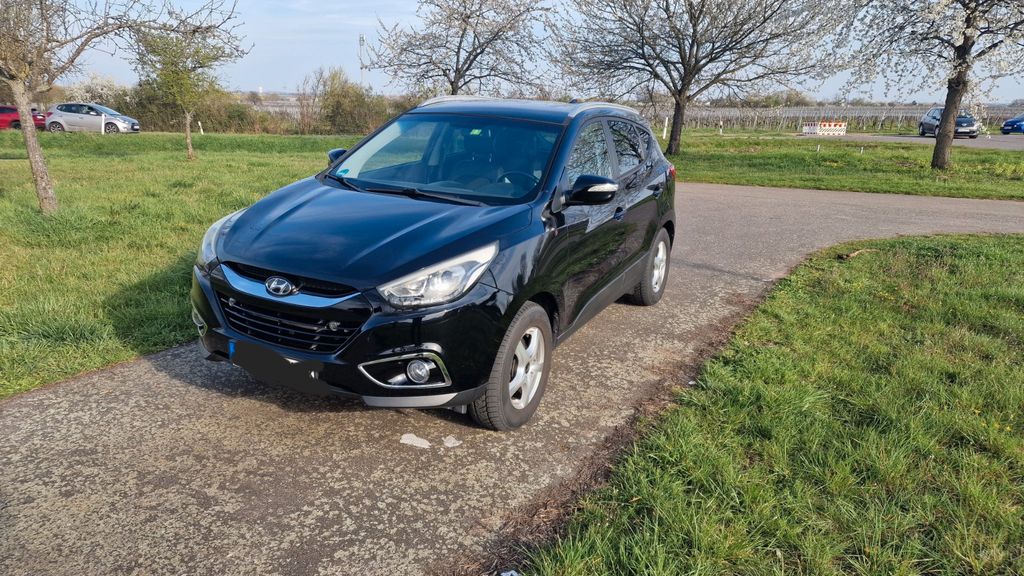 Hyundai ix35 128.500 km 9.650 &euro; Neustadt 67434