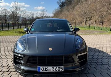 Porsche Macan 70.000 km 50.000 &euro; Medard 67744