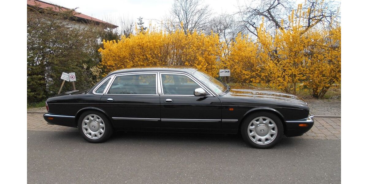 Jaguar Daimler 100.000 km 25.800 &euro; Neustadt 67433