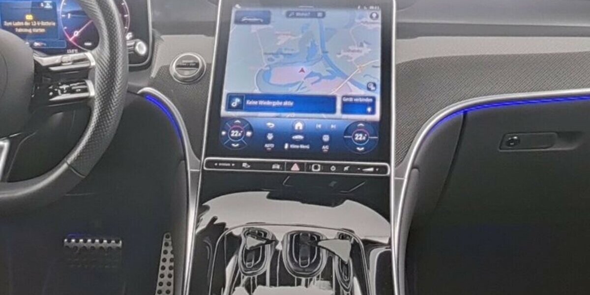 Mercedes-Benz GLC 220 d 4M AMG Line Advanced Plus*AHK* 12.231 km 55.700 &euro; Kaiserslautern 67657